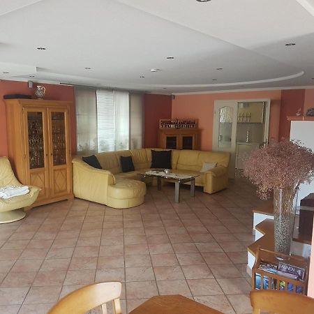 Lindenhaus Appartement Wévercé Buitenkant foto