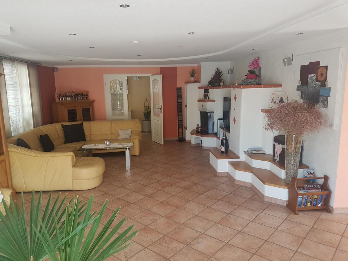 Lindenhaus Appartement Wévercé Buitenkant foto